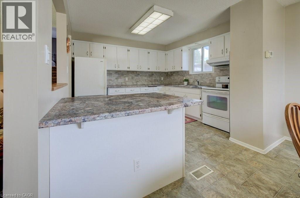 Photo 16 of 410 Louise Avenue N, Listowel ON