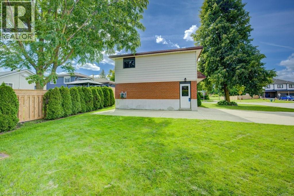 Photo 29 of 410 Louise Avenue N, Listowel ON