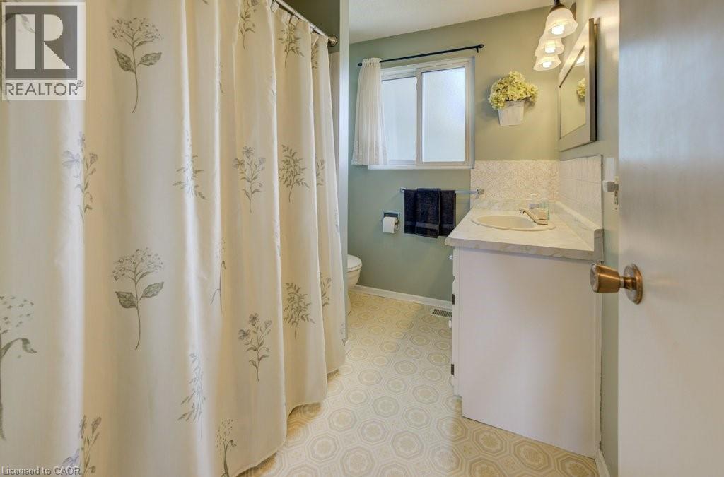 Photo 25 of 410 Louise Avenue N, Listowel ON