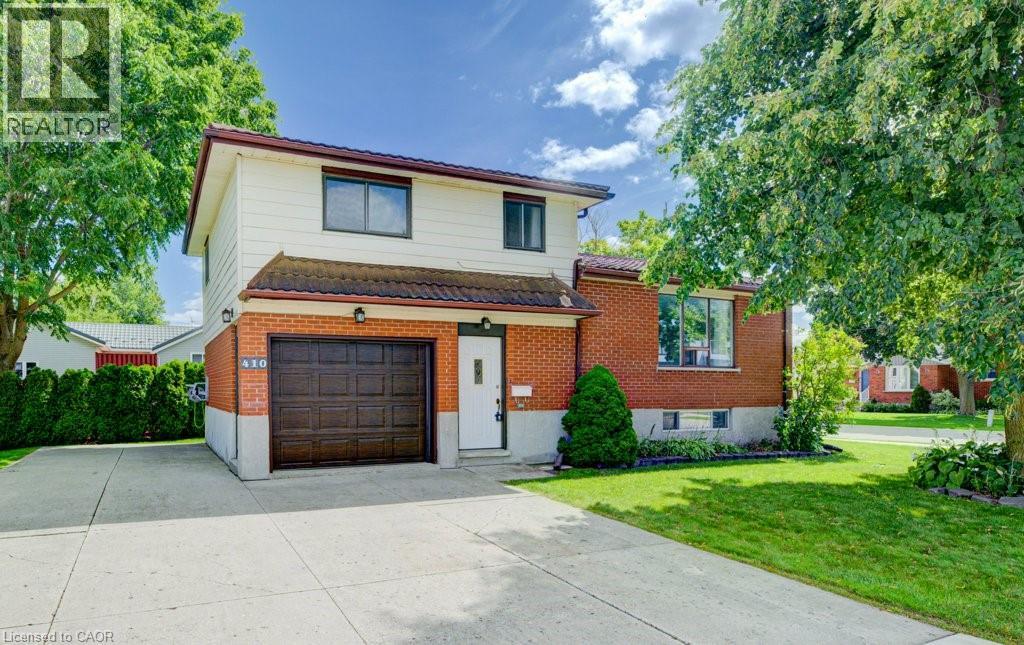 Photo 3 of 410 Louise Avenue N, Listowel ON