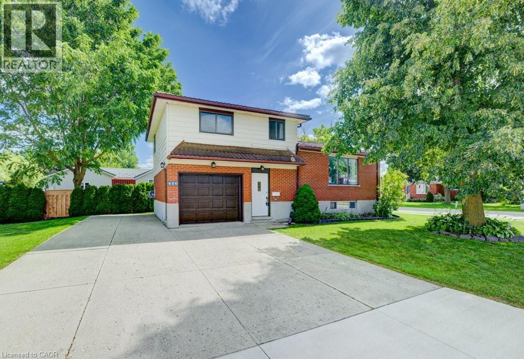 Photo 2 of 410 Louise Avenue N, Listowel ON