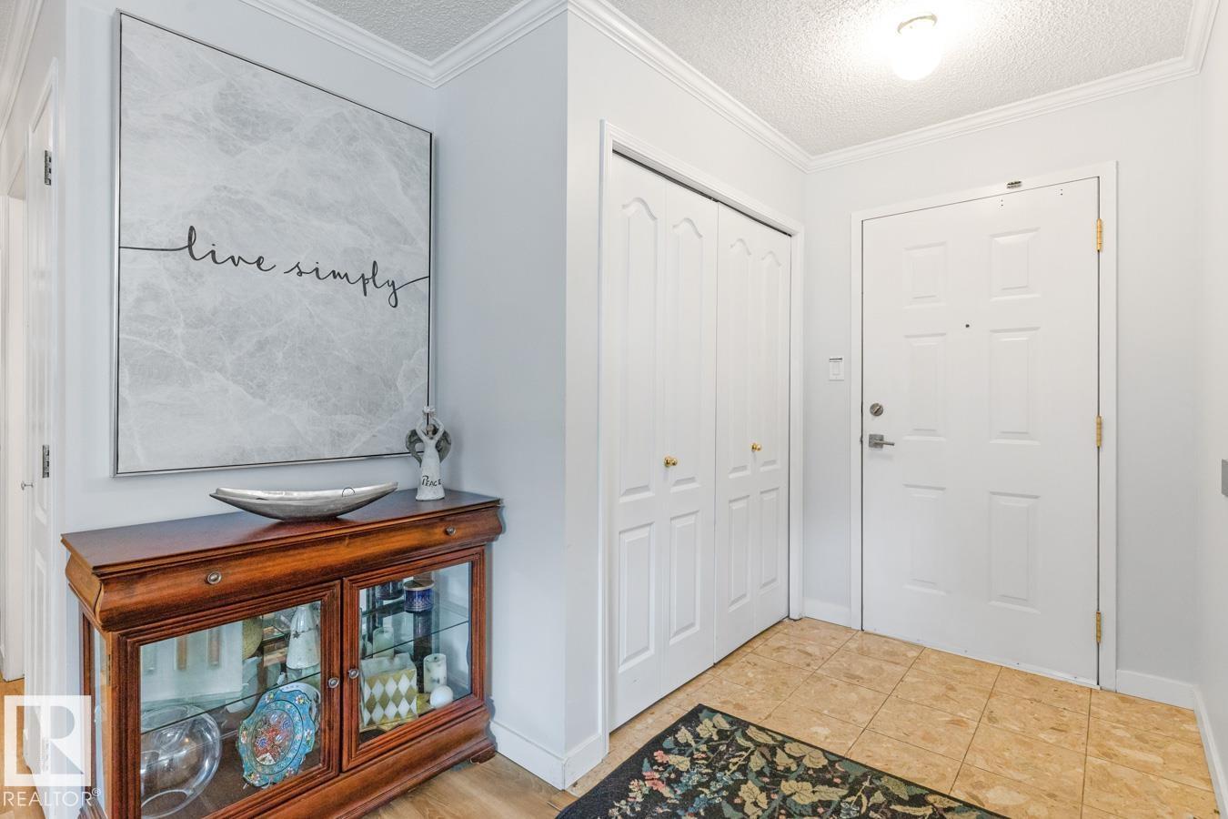 Photo 21 of 103 17151 94 A Av Nw, Edmonton AB