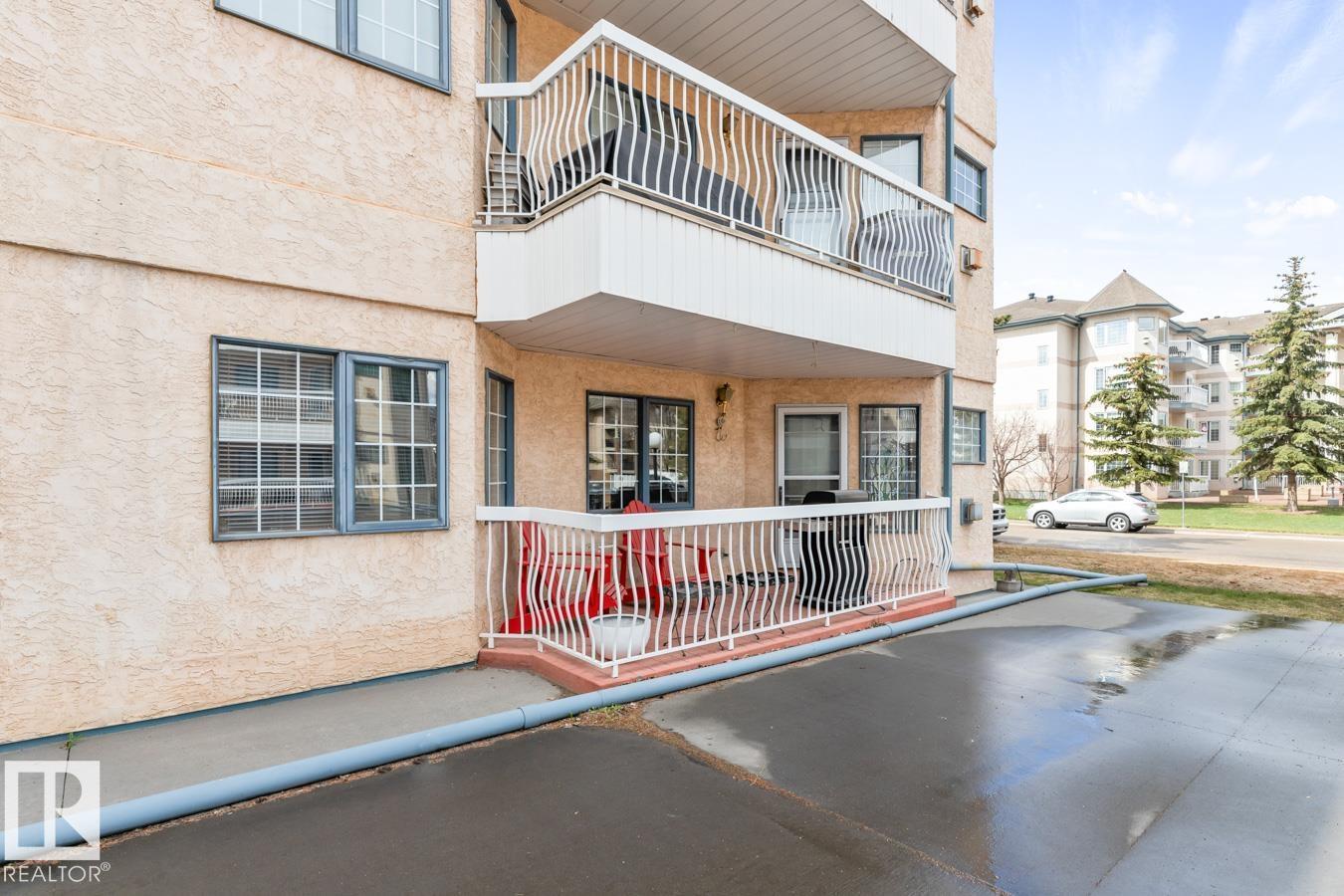 Photo 24 of 103 17151 94 A Av Nw, Edmonton AB