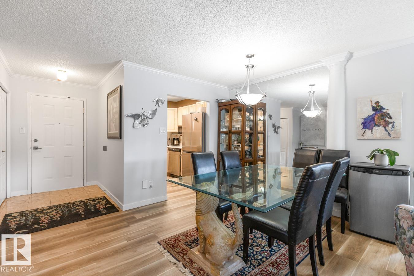 Photo 5 of 103 17151 94 A Av Nw, Edmonton AB