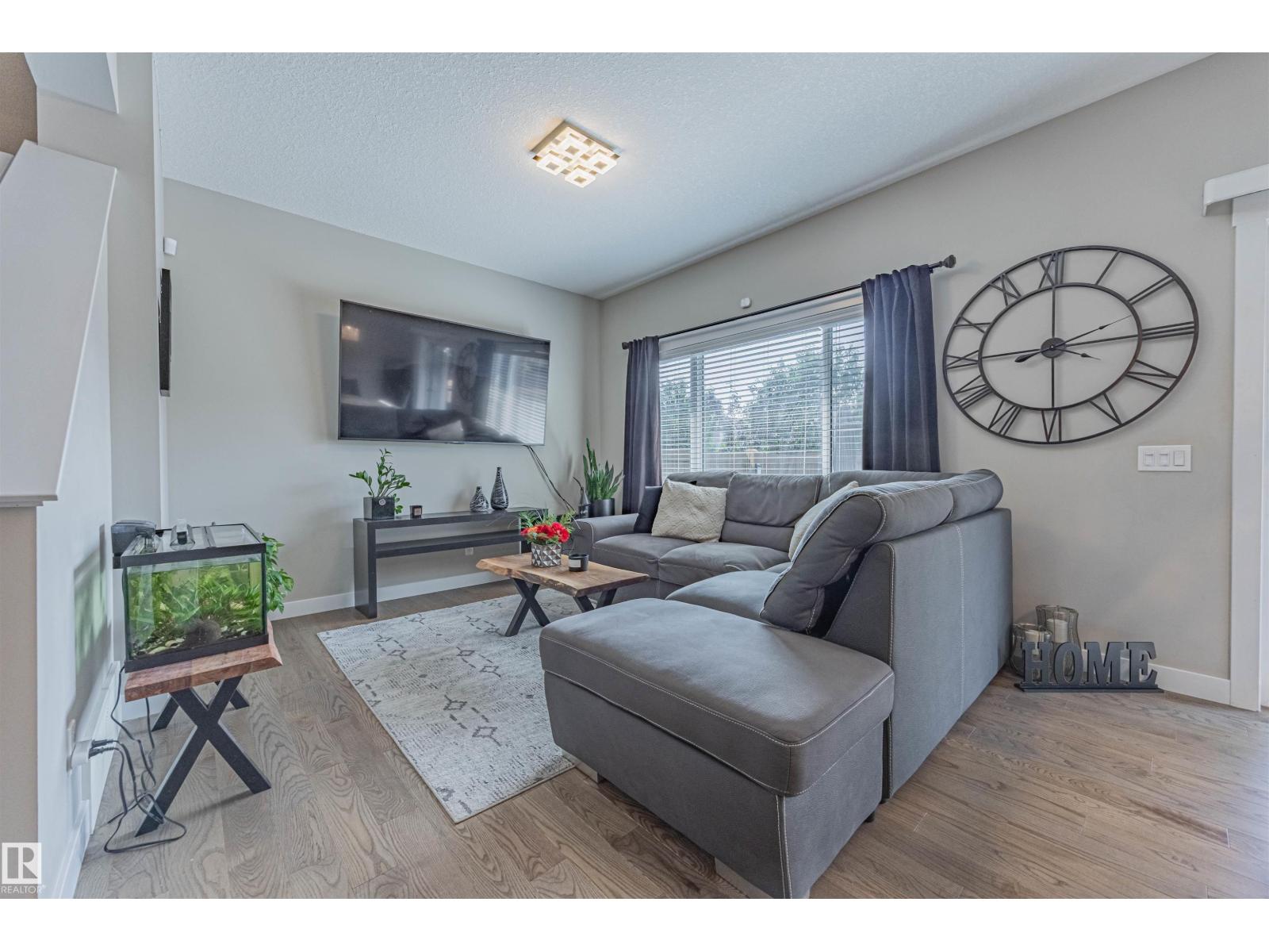 Photo 14 of 16824 65 St Nw, Edmonton AB