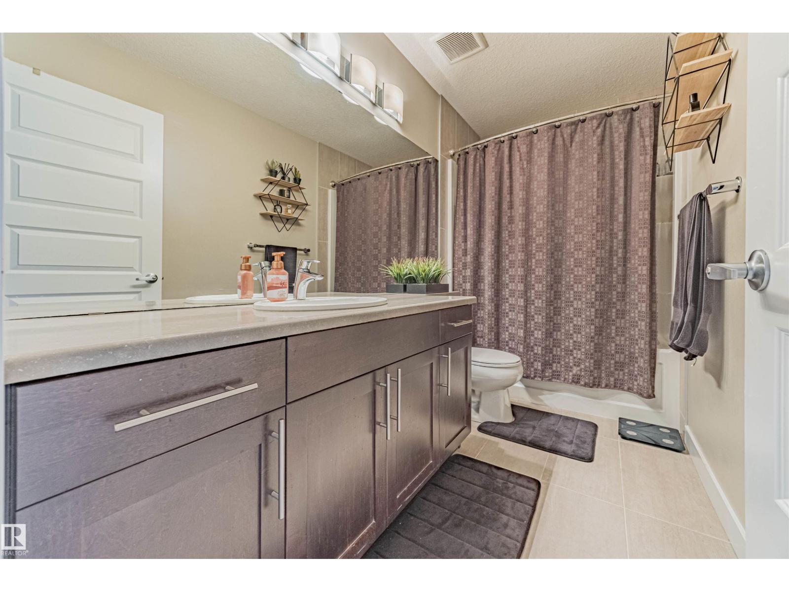 Photo 23 of 16824 65 St Nw, Edmonton AB