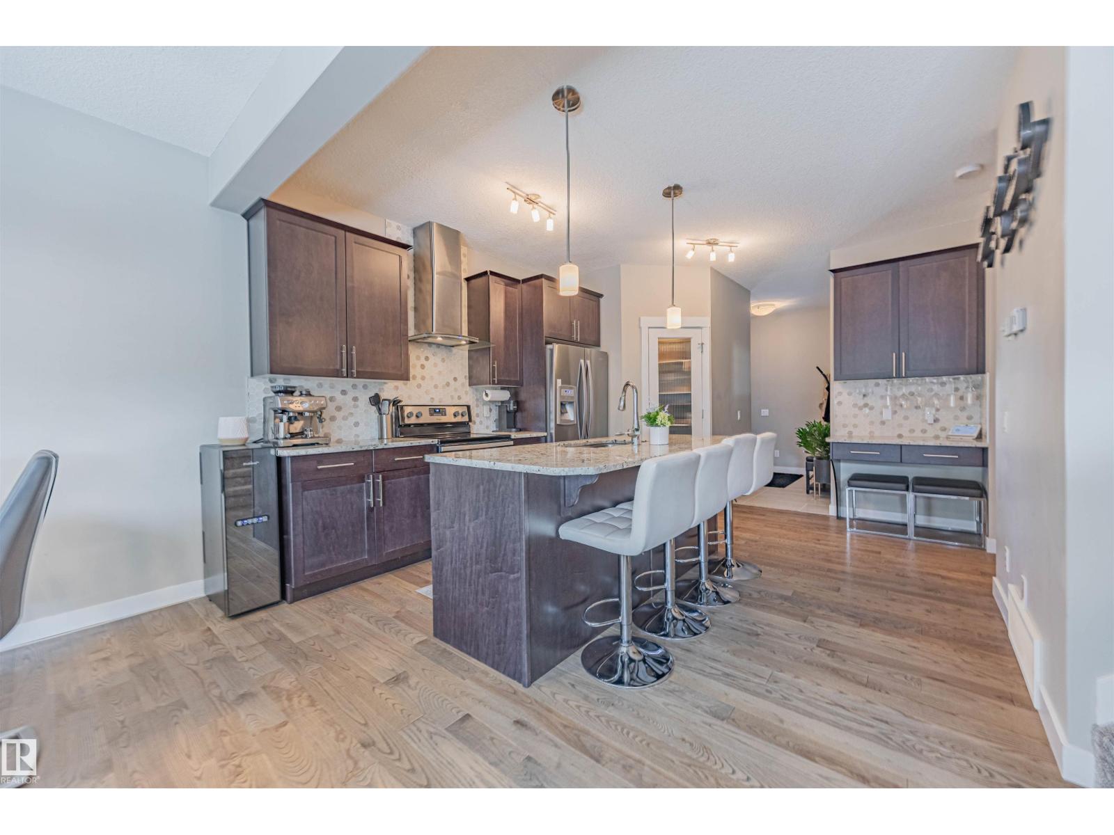 Photo 7 of 16824 65 St Nw, Edmonton AB