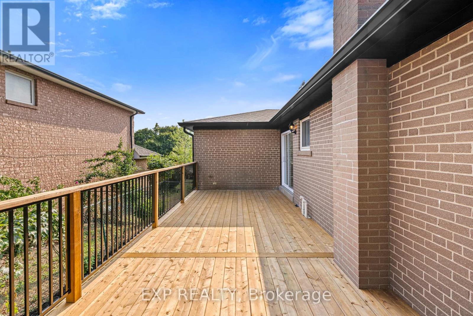 Photo 48 of 5 Midcroft Drive, Toronto ON