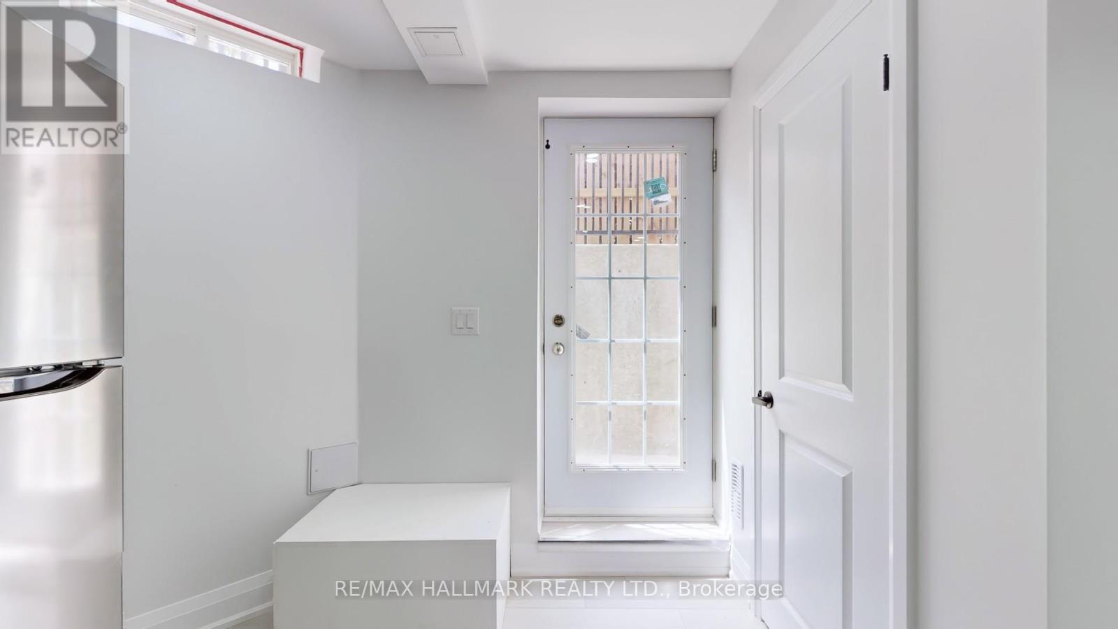 Photo 27 of Bsmt 1035 Beatrice Street E, Oshawa ON