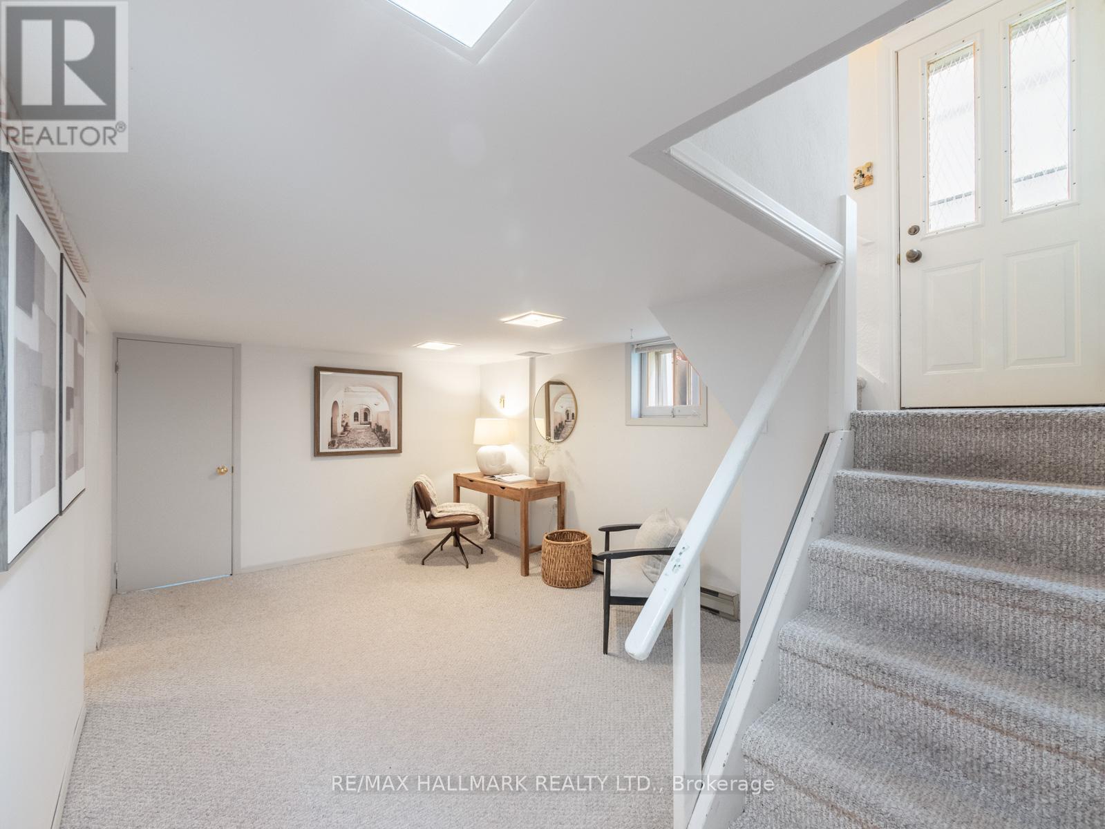 Photo 24 of 11 Briar Dale Boulevard, Toronto ON