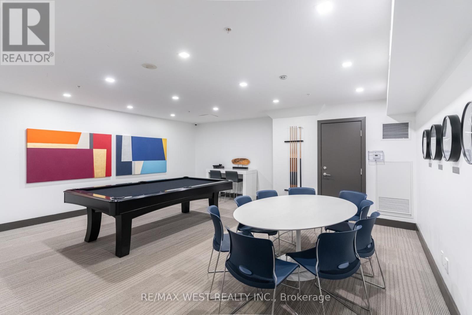 Photo 25 of 1308 68 Merton Street, Toronto ON