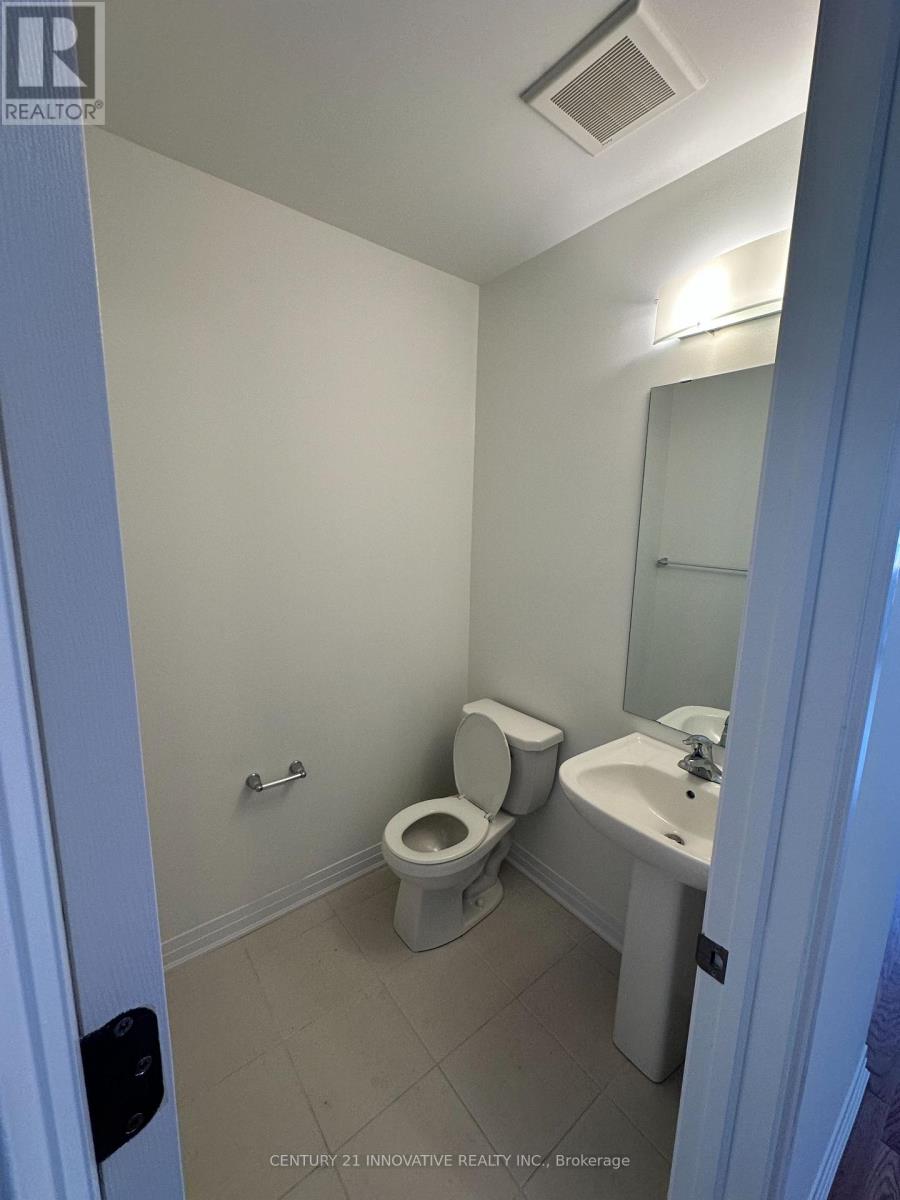 Photo 4 of 202 Port Crescent, Welland ON
