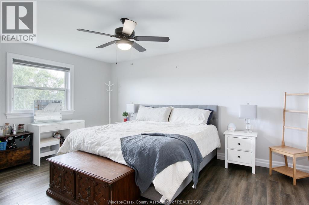 Photo 25 of 199 Meadowview, Amherstburg ON