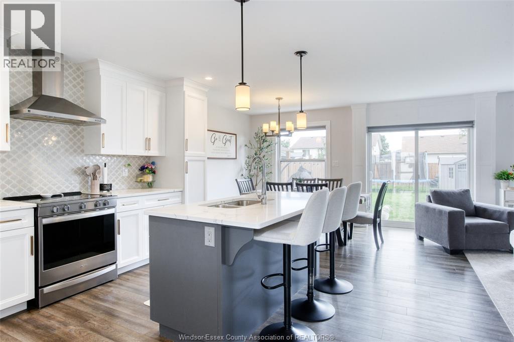 Photo 6 of 199 Meadowview, Amherstburg ON