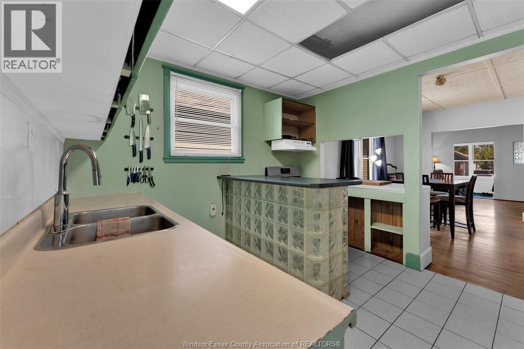 Photo 19 of 497 Mckay Avenue, Windsor ON