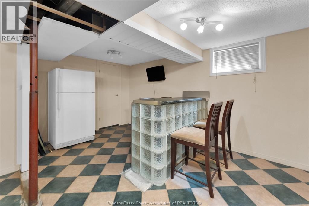 Photo 27 of 497 Mckay Avenue, Windsor ON