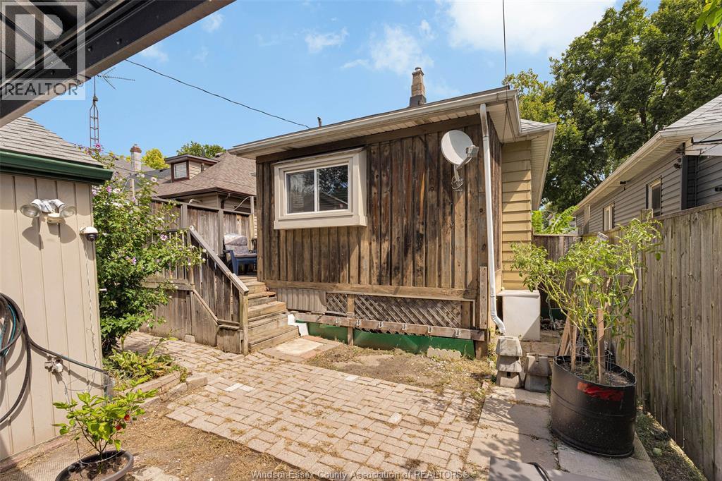 Photo 7 of 497 Mckay Avenue, Windsor ON