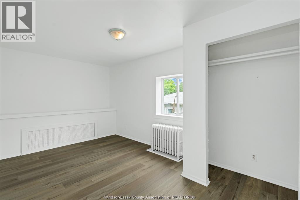 Photo 11 of 1094 Lincoln Road, Windsor ON