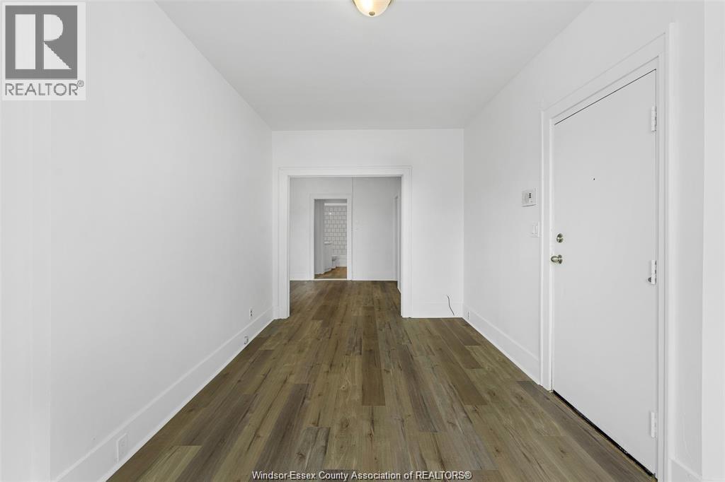 Photo 19 of 1094 Lincoln Road, Windsor ON
