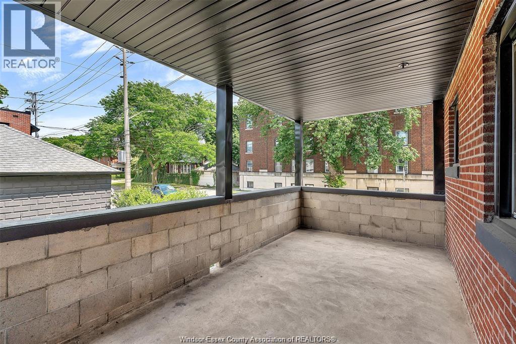 Photo 21 of 1094 Lincoln Road, Windsor ON