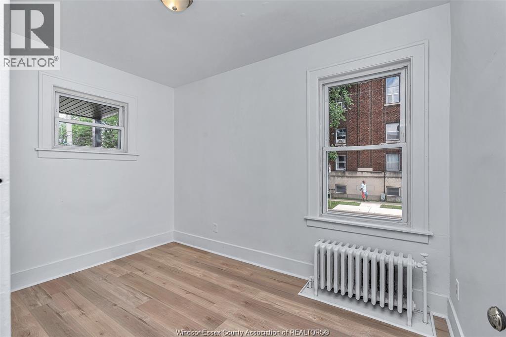 Photo 27 of 1094 Lincoln Road, Windsor ON