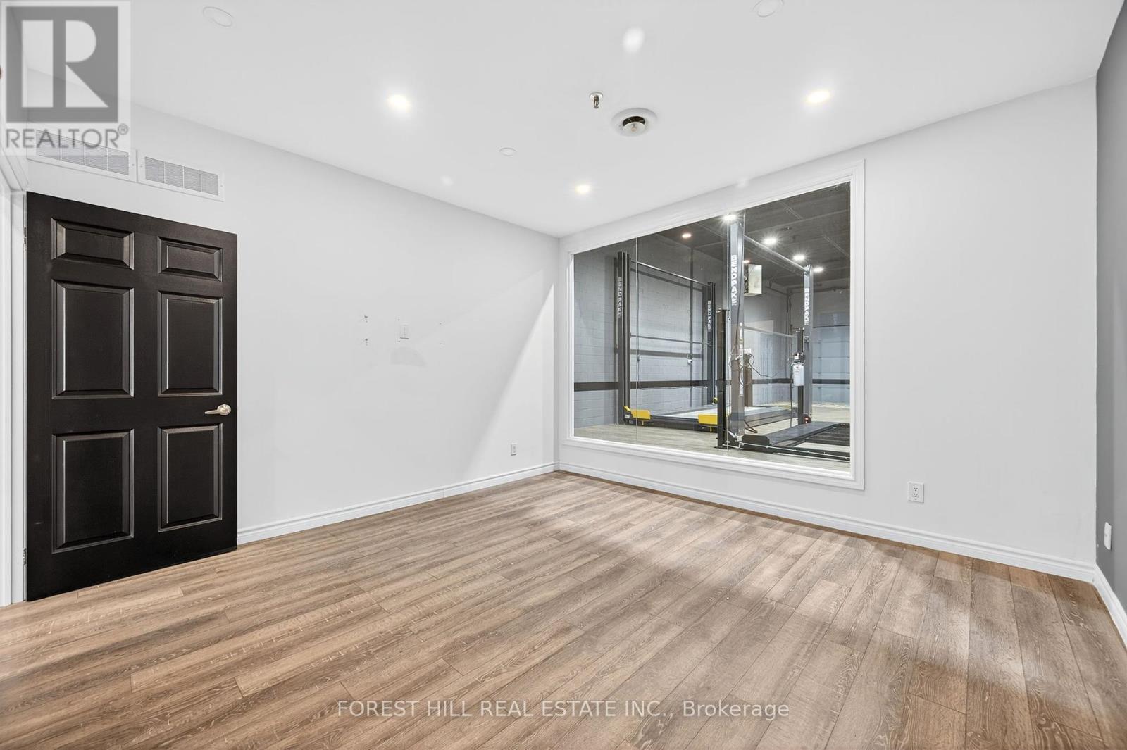Photo 13 of 11 241 Edgeley Boulevard, Vaughan ON
