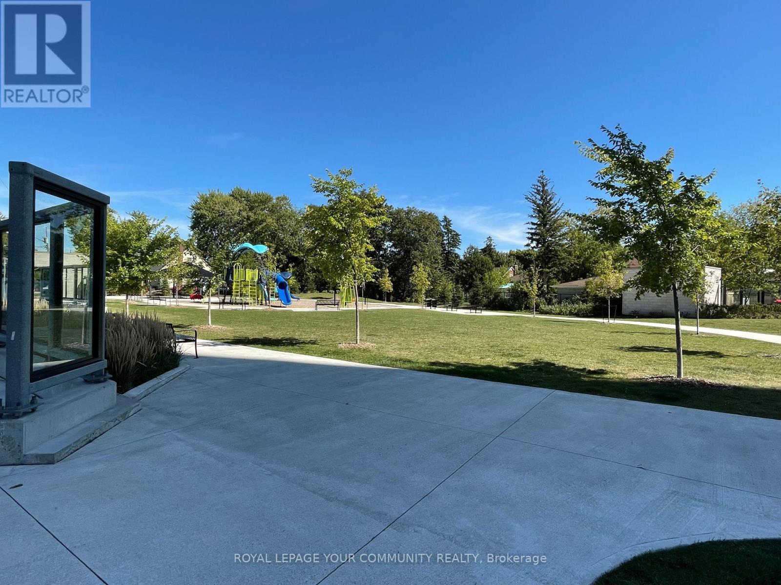 Photo 32 of 1015 1 Grandview Avenue, Markham ON