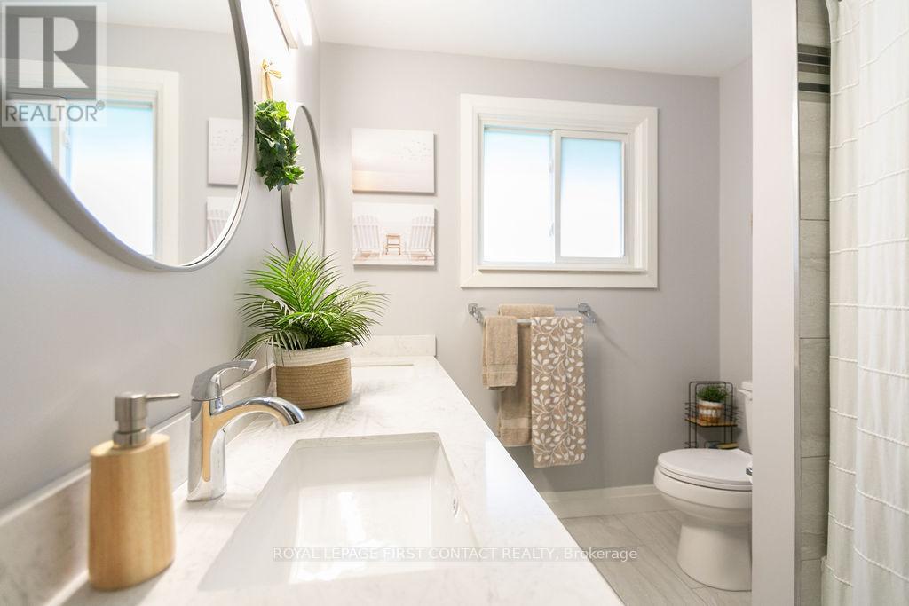Photo 17 of 20 Ottaway Avenue, Barrie ON