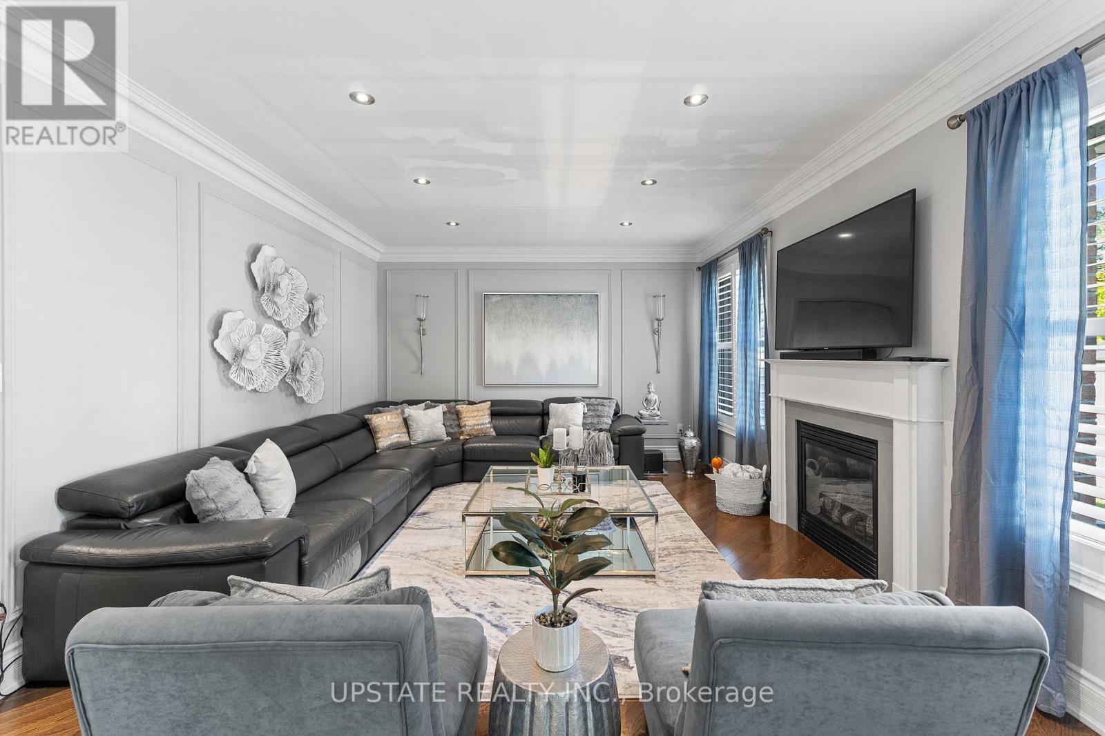 Photo 14 of 21 Lauderhill Road, Brampton ON