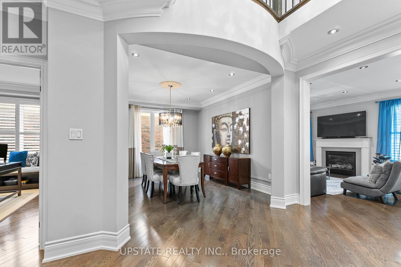Photo 10 of 21 Lauderhill Road, Brampton ON