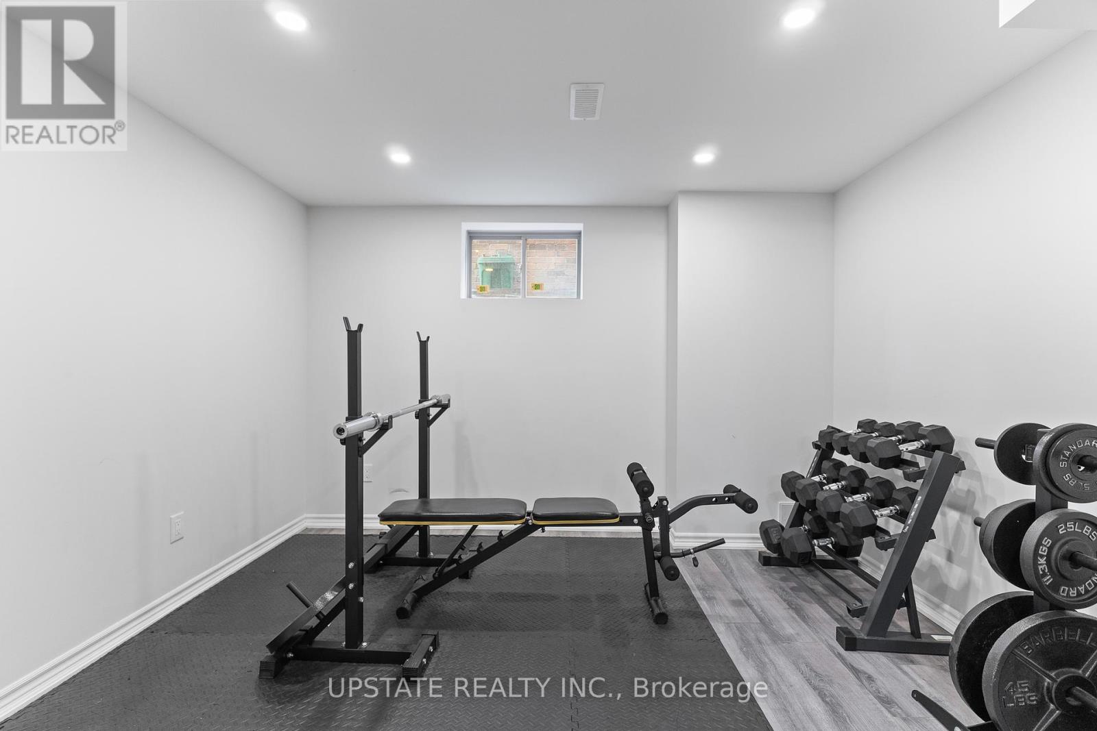 Photo 44 of 21 Lauderhill Road, Brampton ON