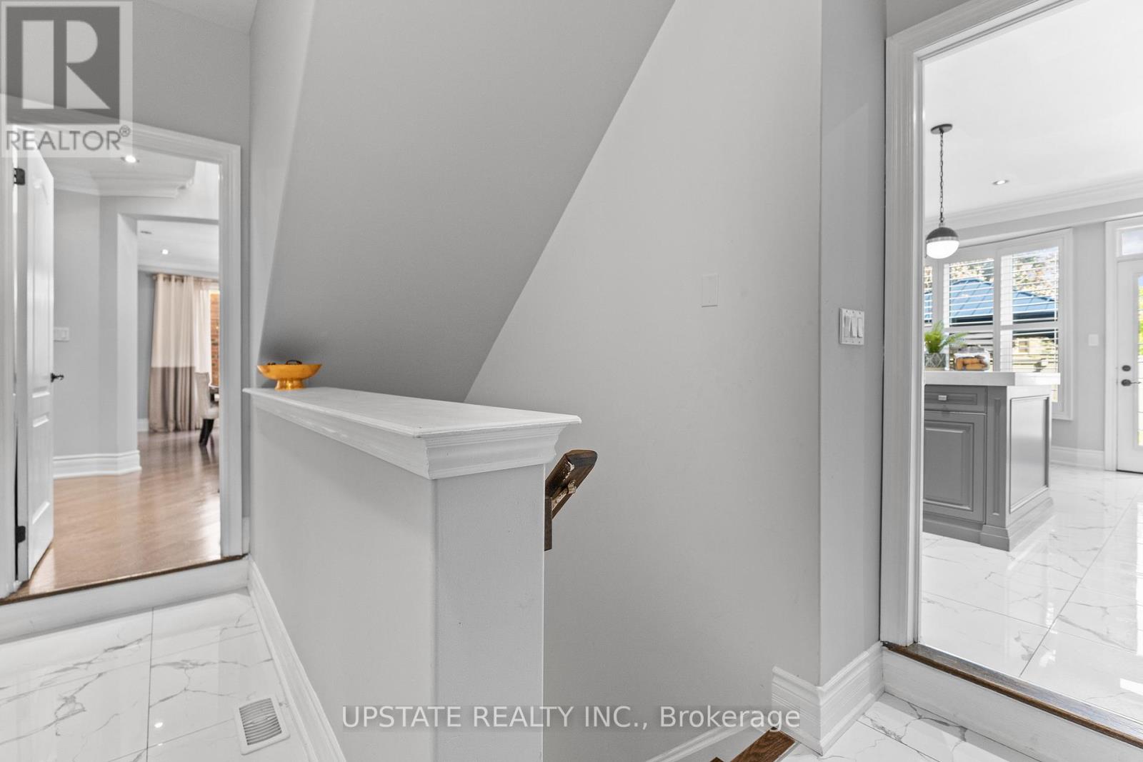 Photo 37 of 21 Lauderhill Road, Brampton ON