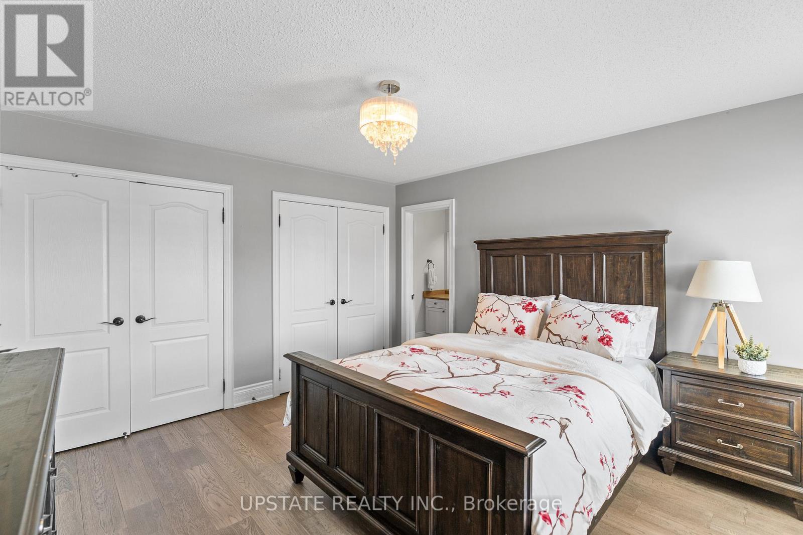 Photo 28 of 21 Lauderhill Road, Brampton ON