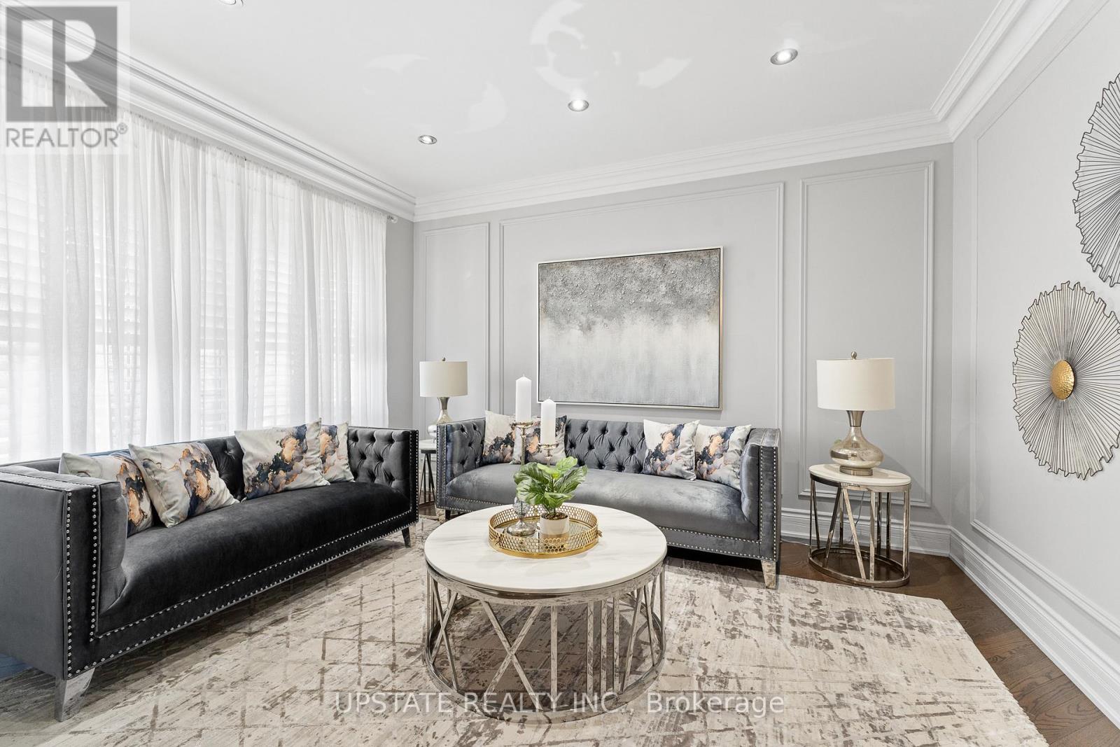 Photo 7 of 21 Lauderhill Road, Brampton ON