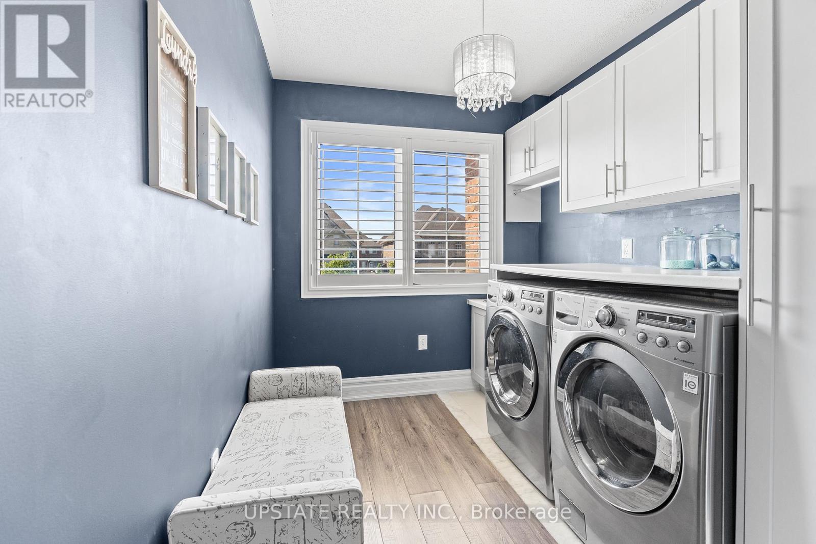 Photo 36 of 21 Lauderhill Road, Brampton ON