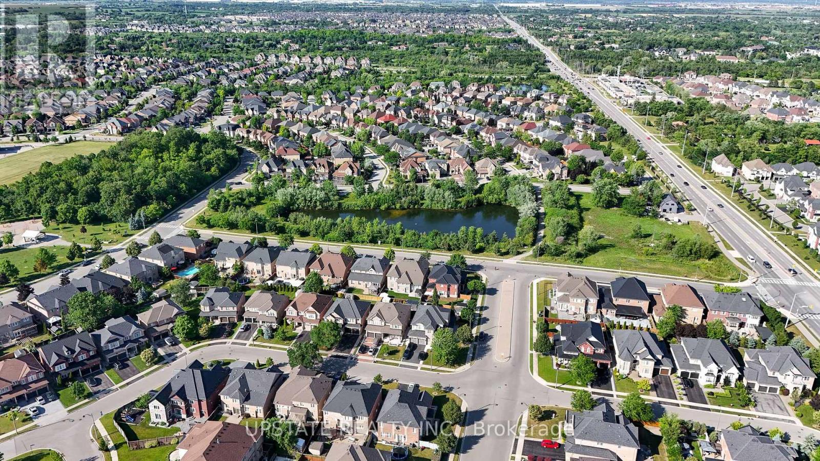 Photo 49 of 21 Lauderhill Road, Brampton ON