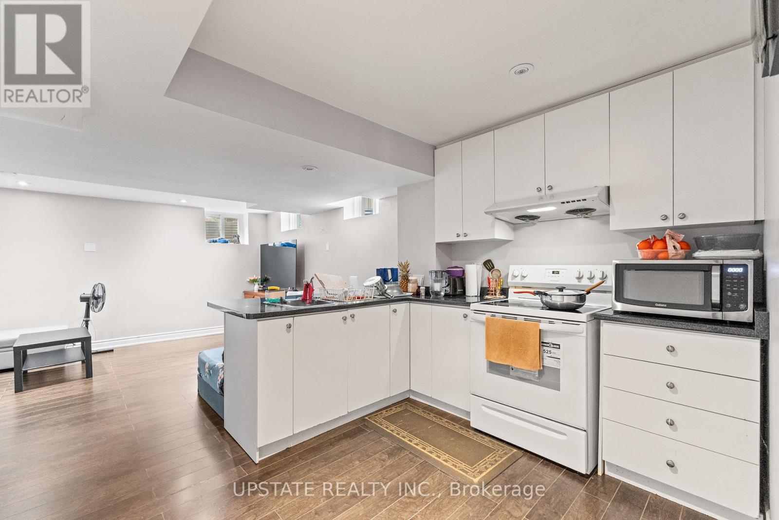 Photo 39 of 68 Everingham Circle, Brampton ON
