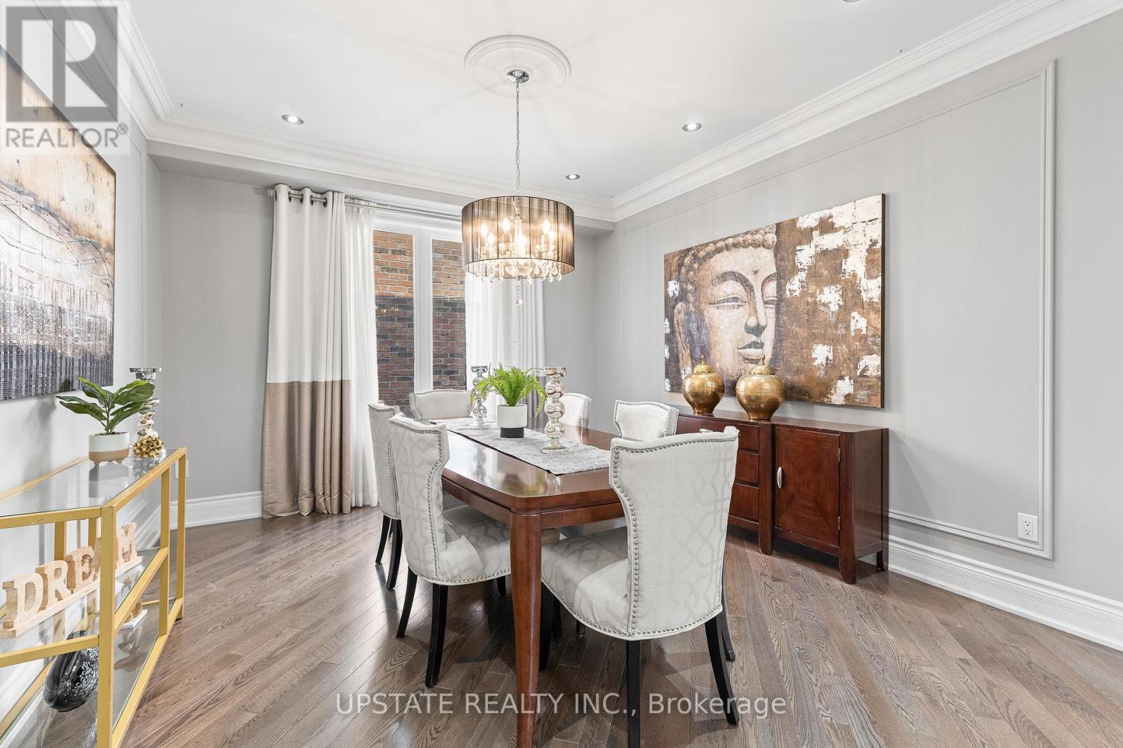 Photo 8 of 21 Lauderhill Road, Brampton ON