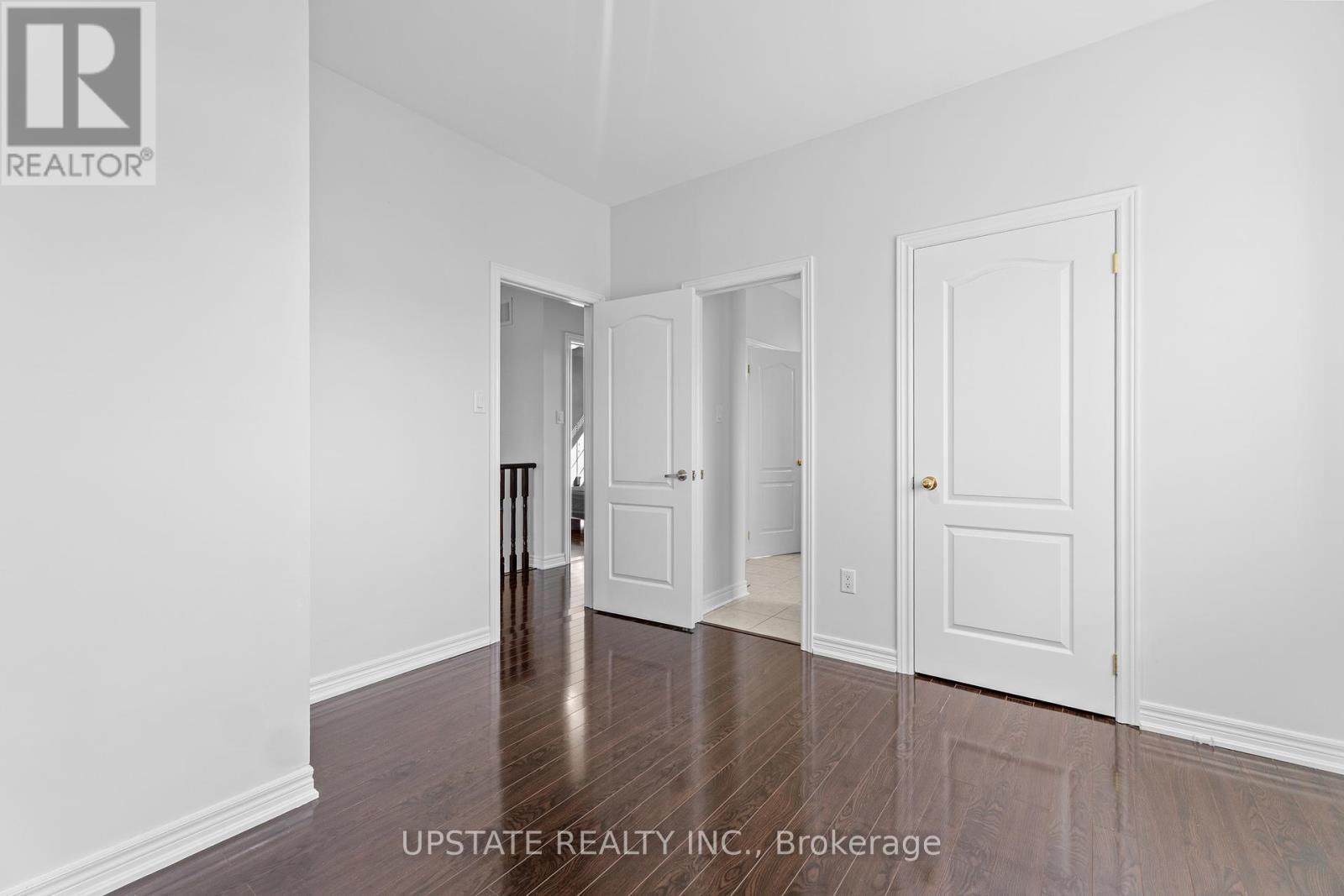 Photo 32 of 68 Everingham Circle, Brampton ON