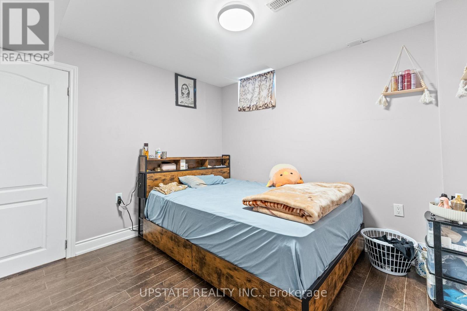 Photo 41 of 68 Everingham Circle, Brampton ON
