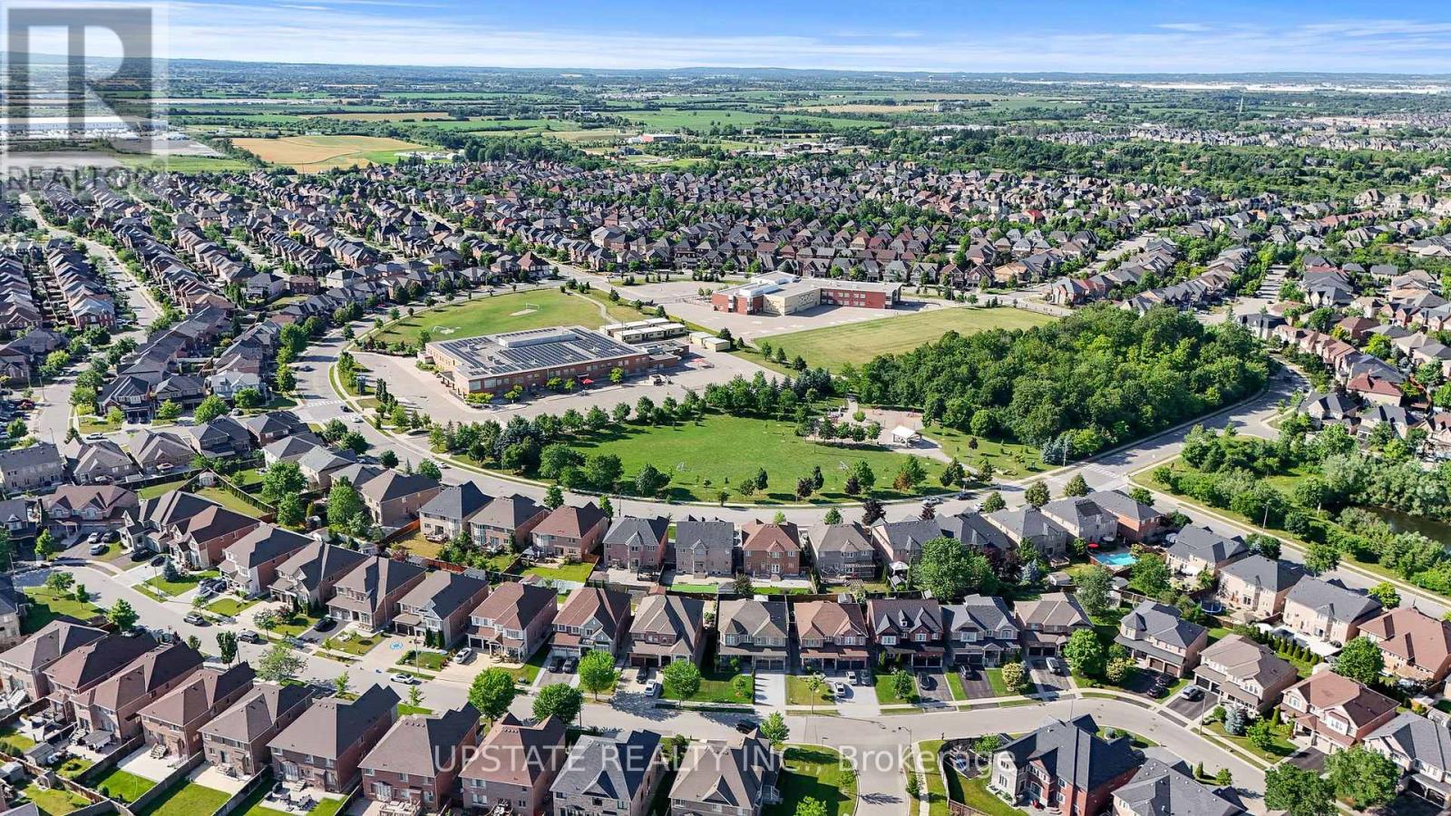 Photo 50 of 21 Lauderhill Road, Brampton ON