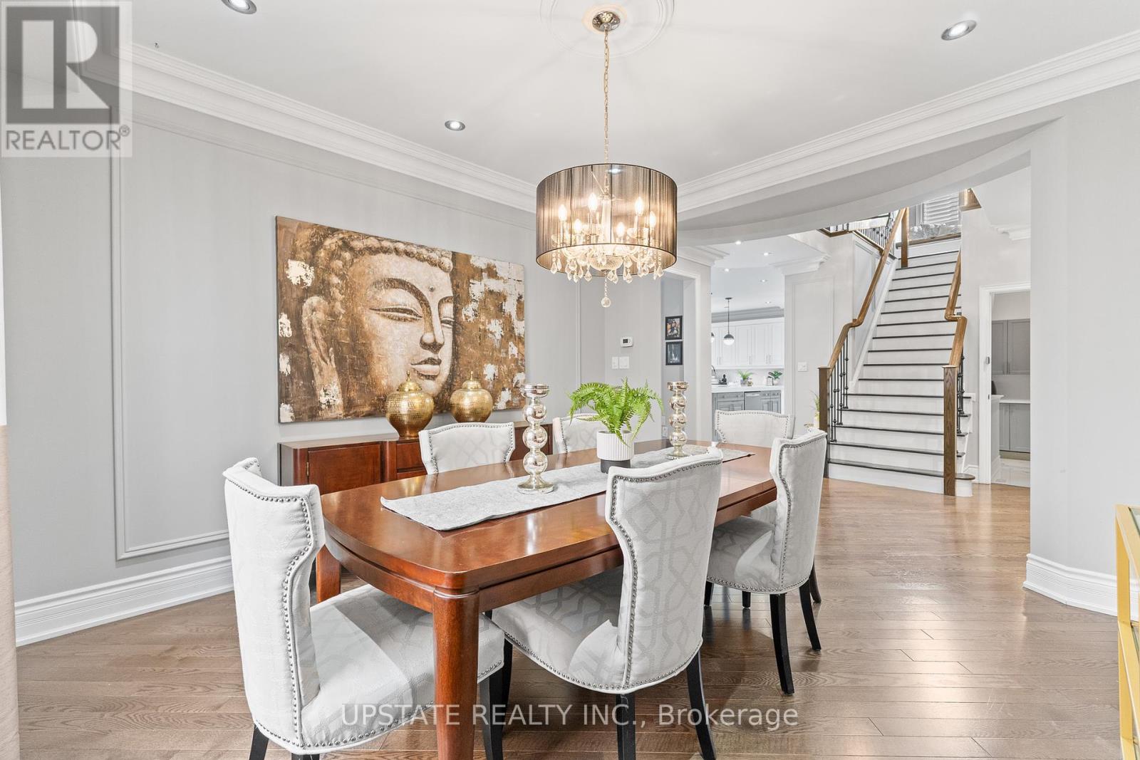 Photo 9 of 21 Lauderhill Road, Brampton ON