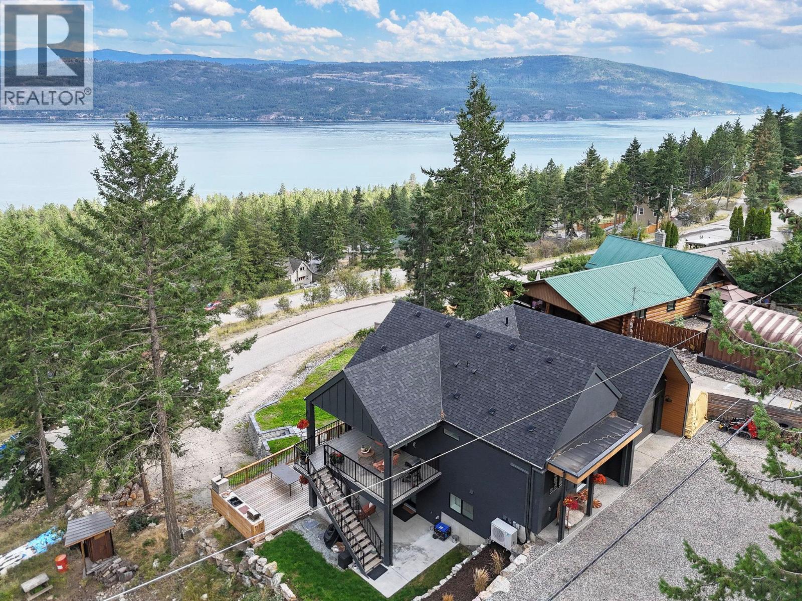 10 Valley Drive, Vernon
