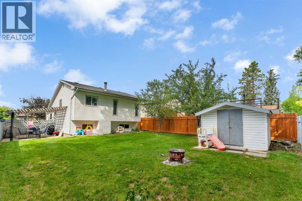 Photo 33 of 12 Marquis Place Se, Airdrie AB
