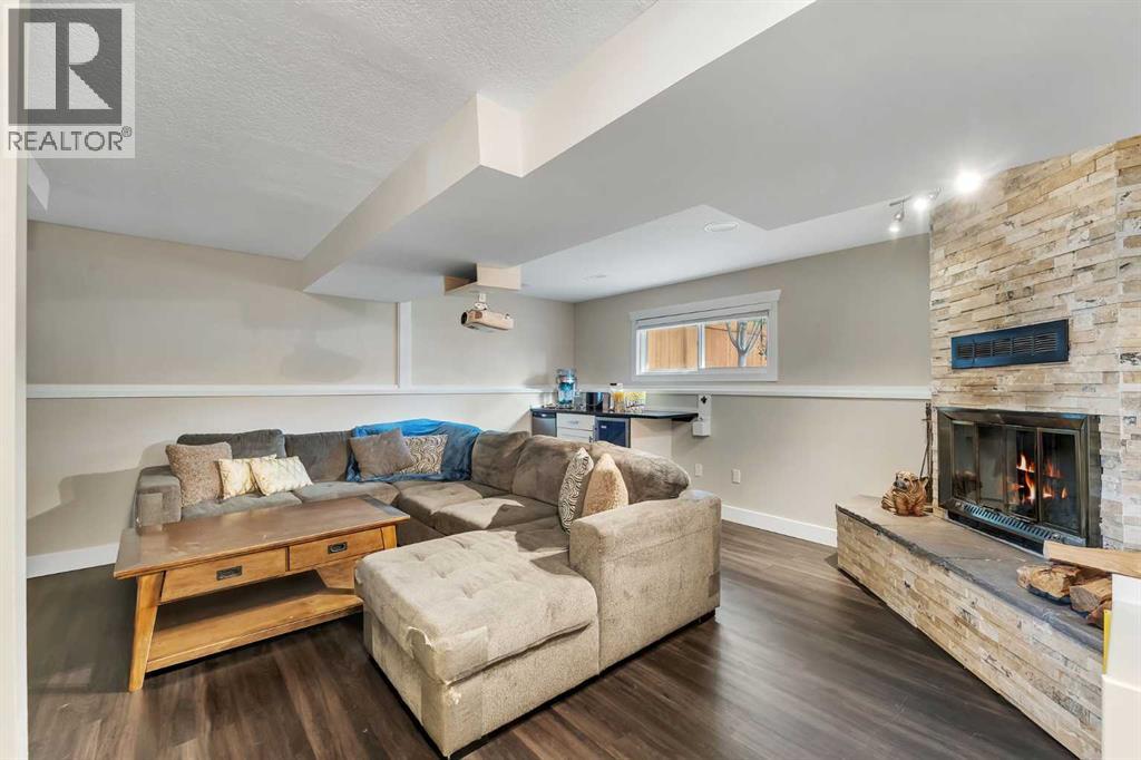 Photo 20 of 12 Marquis Place Se, Airdrie AB