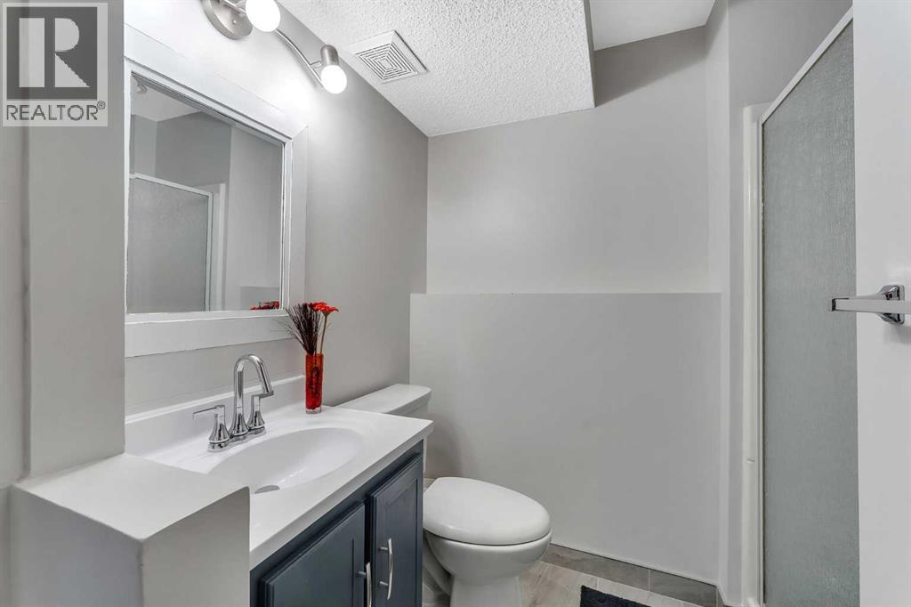 Photo 23 of 12 Marquis Place Se, Airdrie AB