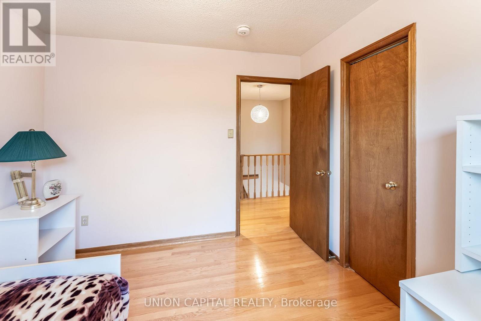 Photo 19 of 14 Rodwell Court, Brampton ON
