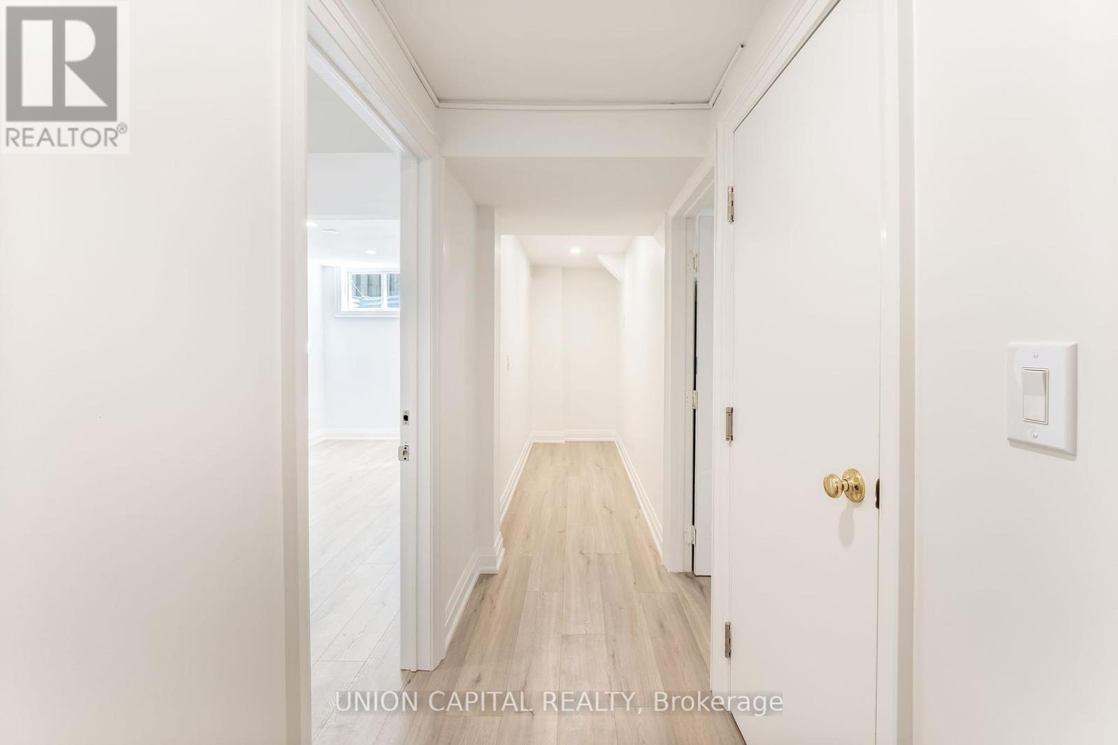 Photo 25 of 14 Rodwell Court, Brampton ON