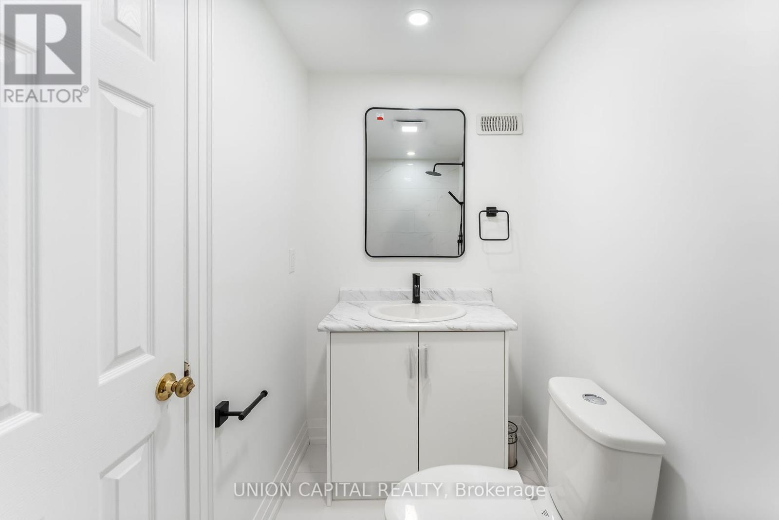 Photo 30 of 14 Rodwell Court, Brampton ON