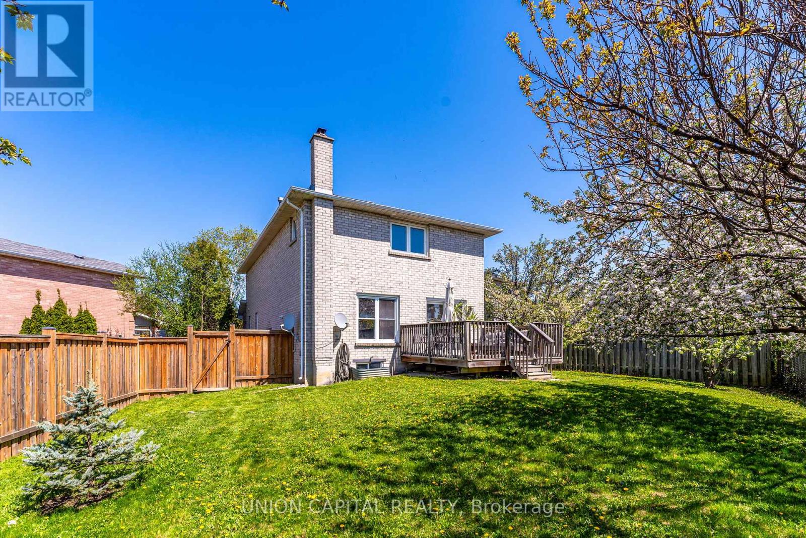 Photo 41 of 14 Rodwell Court, Brampton ON